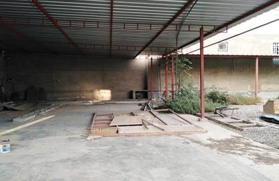 ALQUILER DE AMPLIO TERRENO EN CALLE DALLORSO